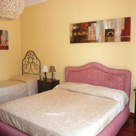 فندق مبيت وإفطار Blu E Il Castello *