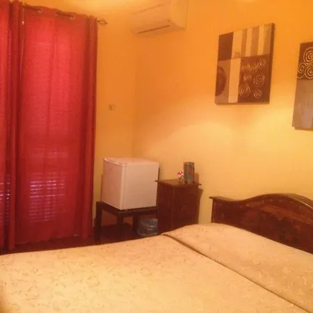 Blu E Il Castello فندق مبيت وإفطار *